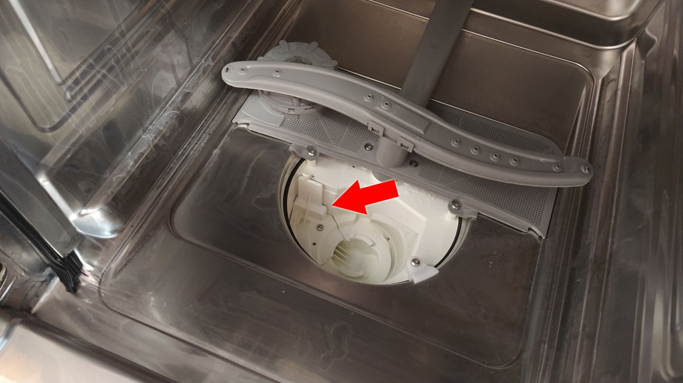 Своими силами: как очистить насос посудомоечной машины